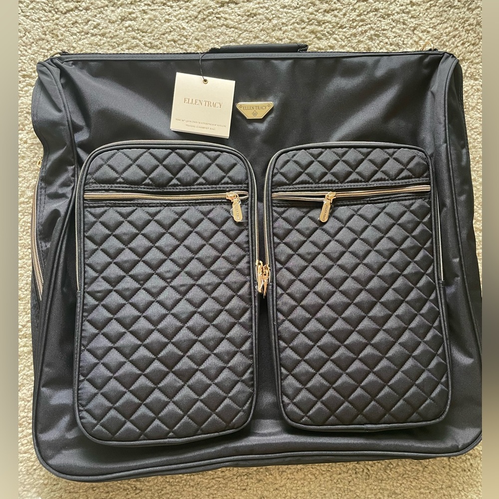 Ellen Tracy Garment Bag